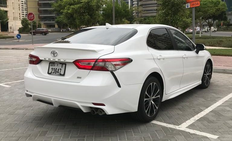 Toyota Camry full